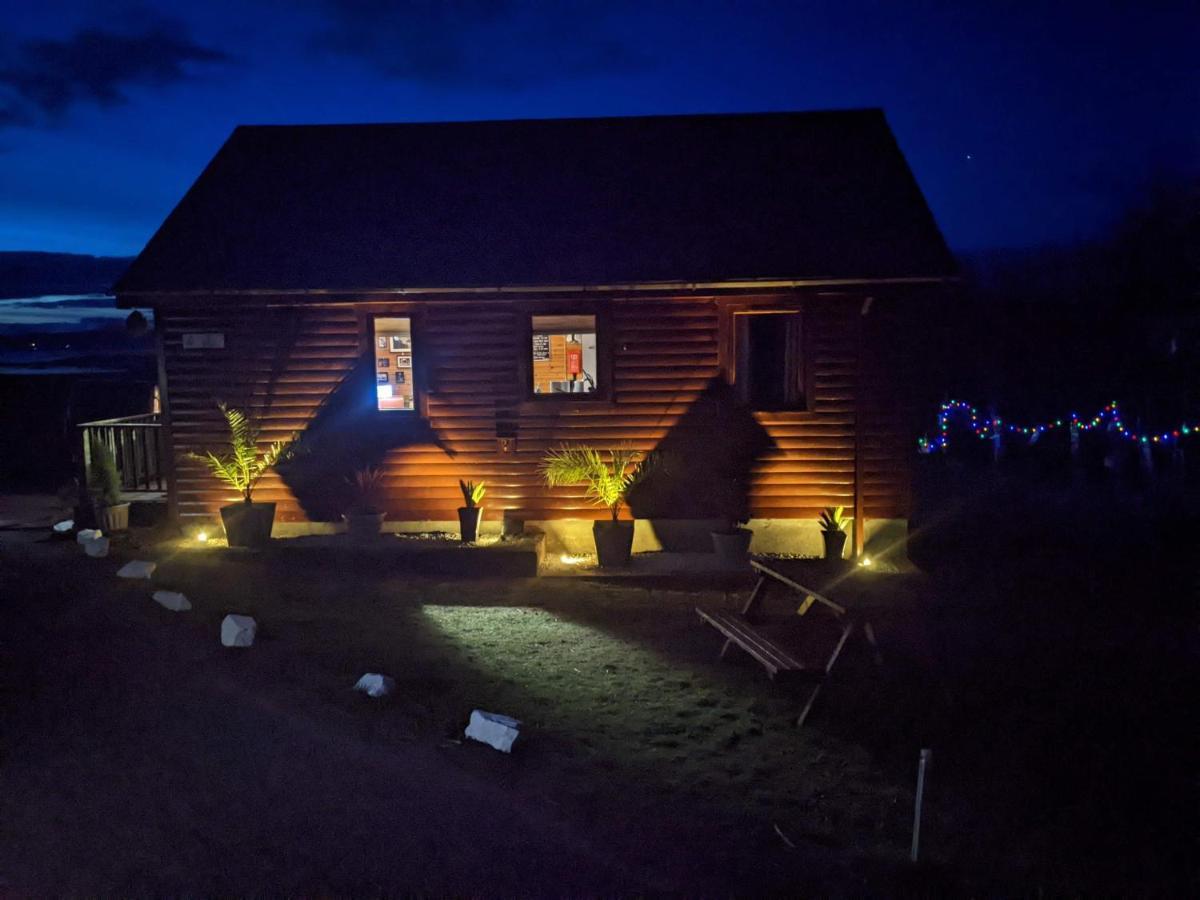 Вилла Reuben'S Highland Retreat - Арисаиг Экстерьер фото